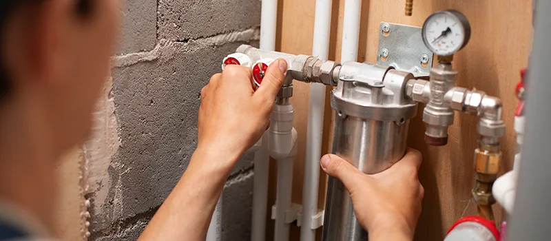 Plumbers to Fix Water Pressure Issues in House in Gravenhurst, Ontario